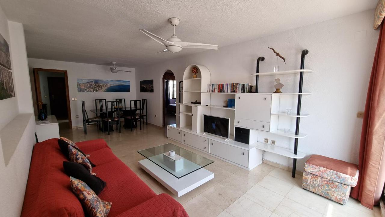 Atico Con Terraza Y 2 Habitaciones En Casco Antiguo Benidorm Exterior photo